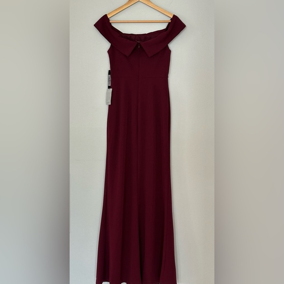 Lulus Aveline Burgundy Off-the-Shoulder Maxi Dress NWT - Picture 2 of 6